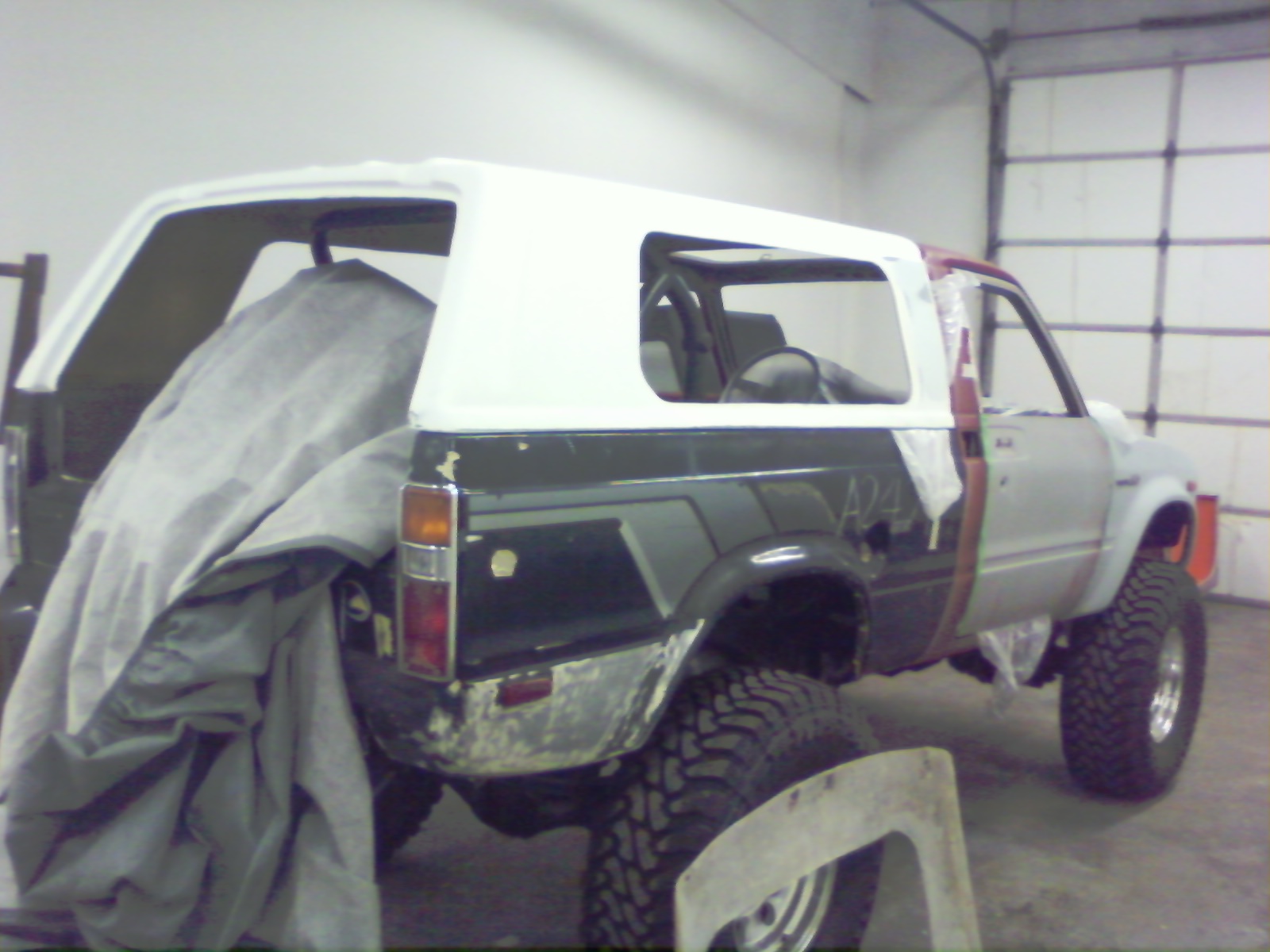 1981-1983 Trekker Topper – ToyotaFiberglass