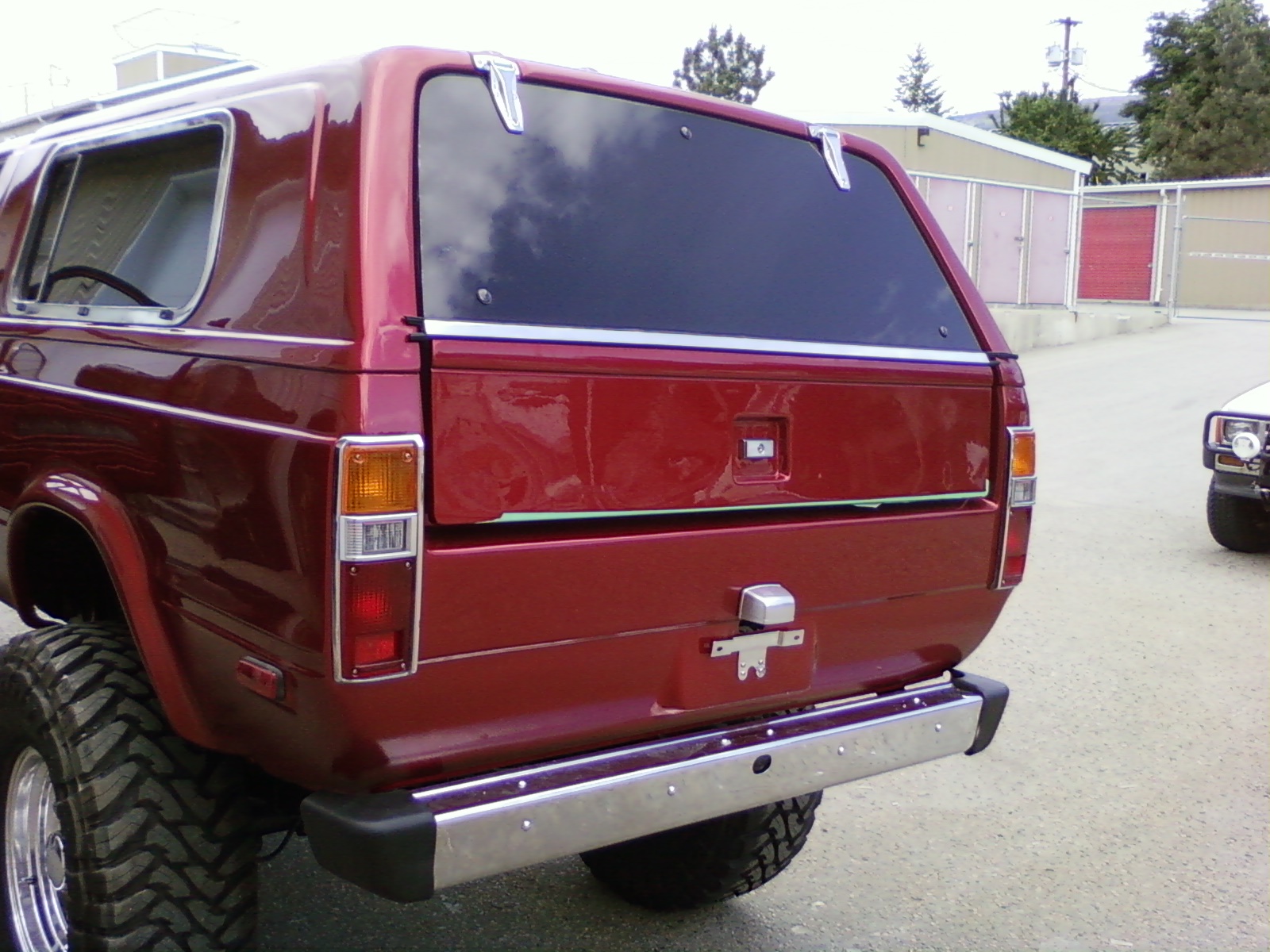 1981-1983 Trekker Rear Hatch – ToyotaFiberglass